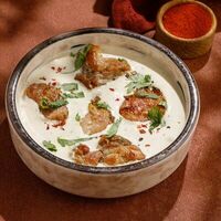 Шкмерули с курицей в Асканели Georgian Bistro