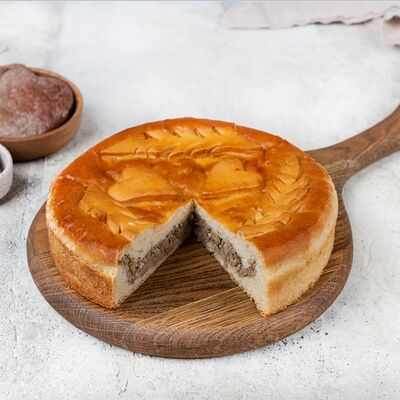 Пирог с мясом оригинальный в У Палыча. С пылу, с жару! по цене 825 ₽