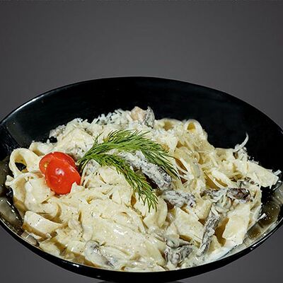Паста феттуччине с говядиной и шампиньонами в Суши ЭДО по цене 555