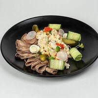 Салат Оливье с языком теленка в Кафе Biscuit