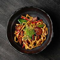 Лапша Удон с говядиной в Tate izakaya