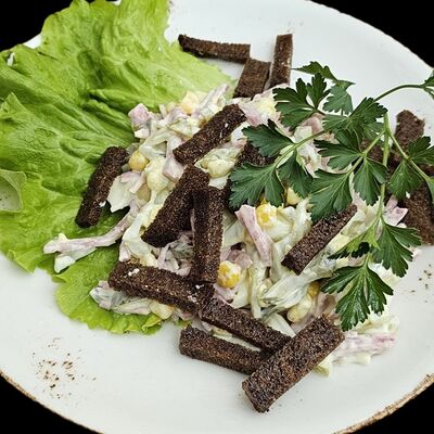 Салат Бременский с гренками (новинка) в Неаполь по цене 15 р.