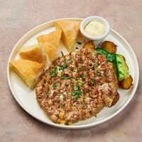 Гурманская плескавица в Балкан Петроградский