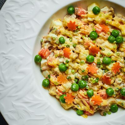 Оливье с лососемв Цыпочка по цене 850 ₽