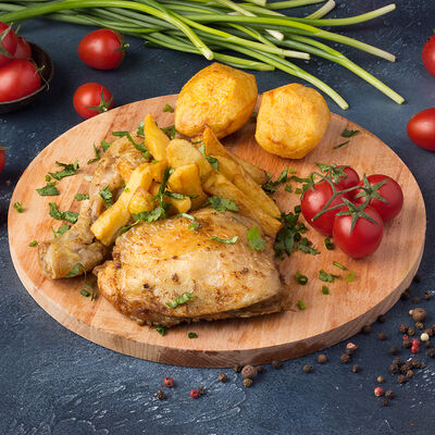 Жаркое из курицы с гарниром в Узбекская кухня по цене 490 ₽