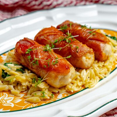 Цыпленок а-ля Сальтимбокка в Итальянцы по цене 770 ₽