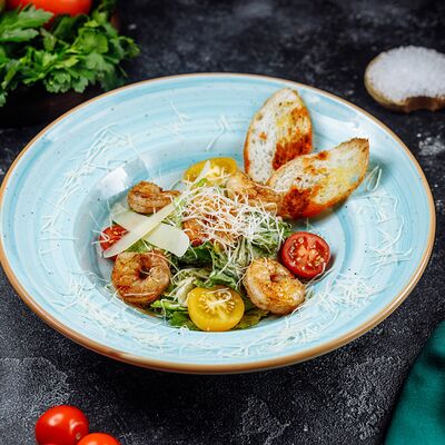 Цезарь с креветками в Таксиммайдан по цене 1150 ₽