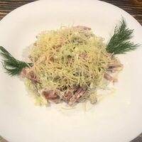 Салат Губернаторский в У камина вкусный шашлык и не только