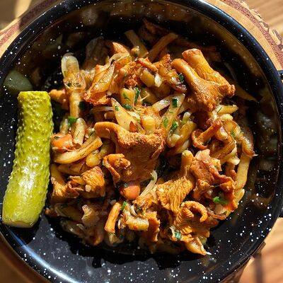 Картофель с лисичками в Picasso по цене 500 ₽