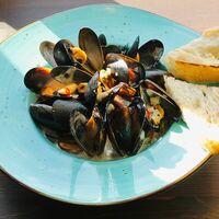 Мидии в кокосовых сливках в Caffe 47