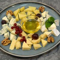 Ассорти сыров в Чапай