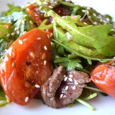 Руккола со стейком в Romero steak по цене 690 ₽