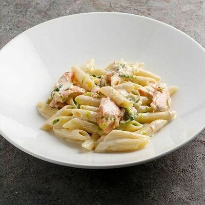 Паста с копченой форелью в Баклажан в ТЦ 