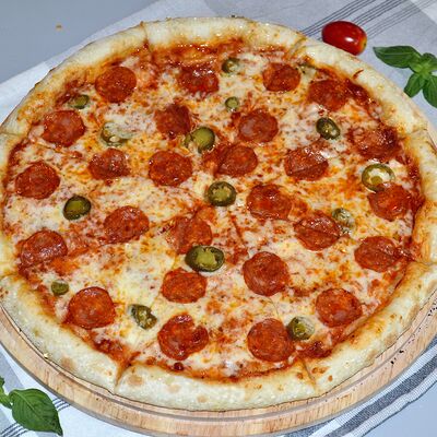 Острая колбаска в El Horno pizza по цене 480 ₽