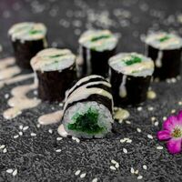 Маки с чукой в Restobar Первый & Ресторан доставки Личный повар