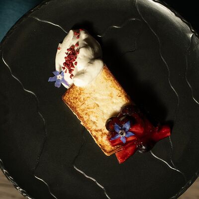 Запеканка из рикоттыв Harvey & Monica по цене 500 ₽