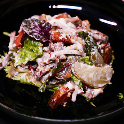 Салат с говяжьим языком в Ostroff по цене 640 ₽