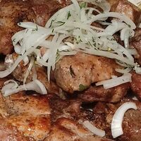 Шашлык из cвинoй шеи в Гриль 7 паб