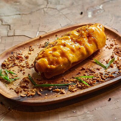 Хот-дог с колбаской из индейки в Chipock Premium по цене 600 ₽