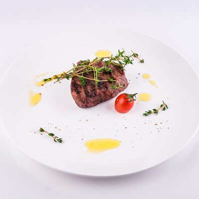 Стейк Шатобриан в Самое популярное кафе по цене 590