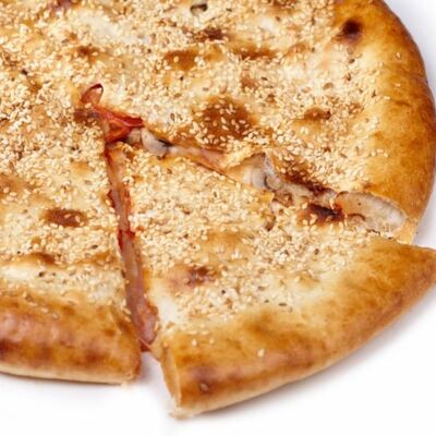 Пицца Закрытая в Суши пицца бургер по цене 629 ₽