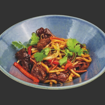 Вок Удон с говядиной в перечном соусе в Рыбарис по цене 710 ₽