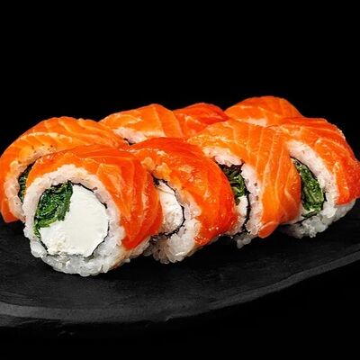 Филадельфия с зеленым луком в Sushi please по цене 1230 ₽