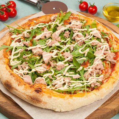 С тунцом круглая в Perotti Pizza по цене 670