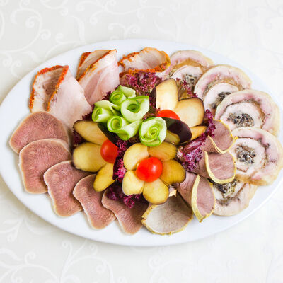 Мясное ассорти в Ресторан Люкс по цене 720 ₽