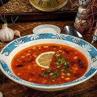 Солянка с лимоном и сметаной в Вобла