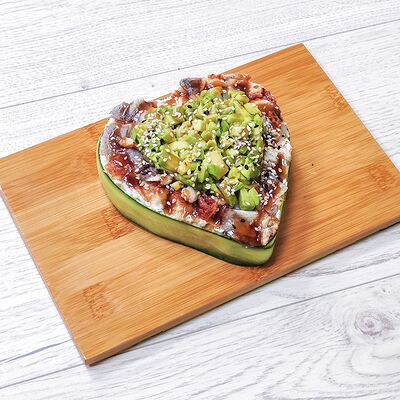 Бенто Love Угорь в Суши Love по цене 1042 ₽