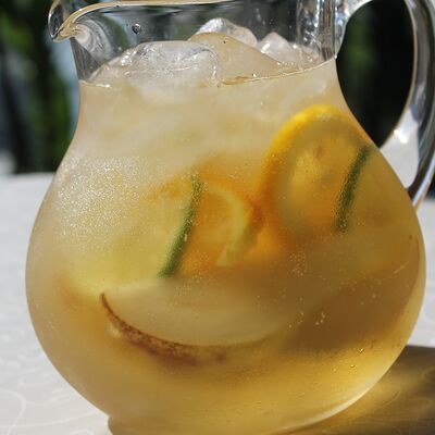 Грушевый лимонад собственного приготовления в Мансарда по цене 600 ₽