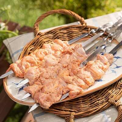 Шашлык из фермерского цыпленка в Урюк по цене 550 ₽