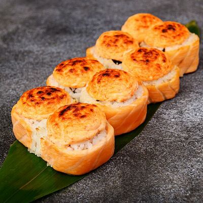Филадельфия яки маки в Sushi & More по цене 520 ₽
