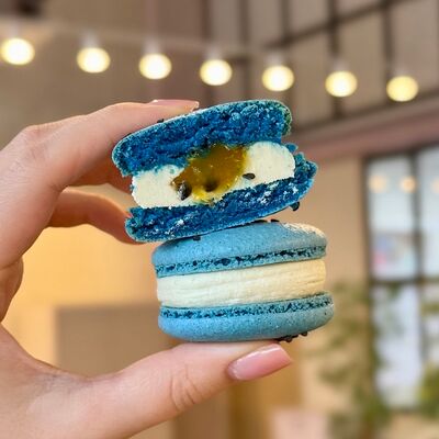 Макарон дорблю-маракуйя в Тортишная по цене 230 ₽