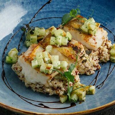 Судак с подкопченным киноа в Баклажан в ТЦ 