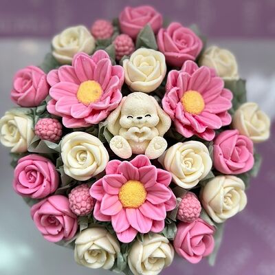 Набор шоколадных цветов с кроликом в Цветы из шоколада по цене 1500 ₽