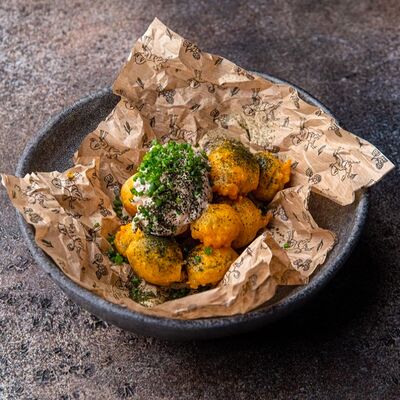 Халапеньо фри с сыром фета в Brasserie Lambic по цене 630 ₽