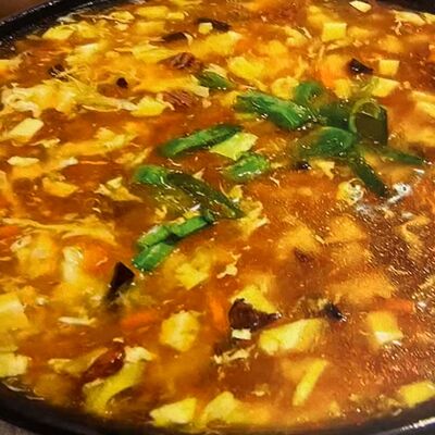Суп с говядиной, тофу, овощами и яйцом в Дон Фан по цене 659 ₽