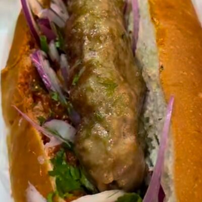 Хот-дог с люля-кебабомв Восточная кухня по цене 350 ₽