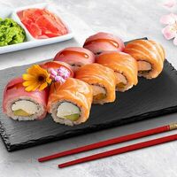 Филадельфия с тунцом и лососем в Sushi White Lux