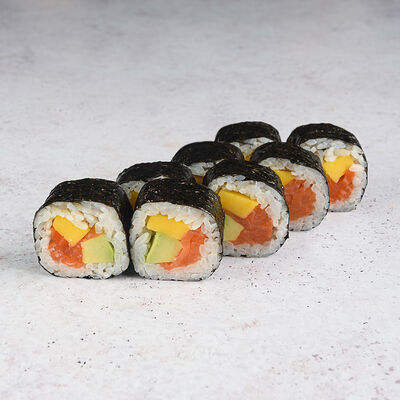Лосось с манго и авокадо в Томята Тосуши по цене 744 ₽