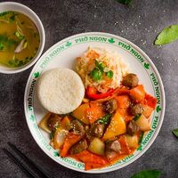 Ком бо в Pho Ngon