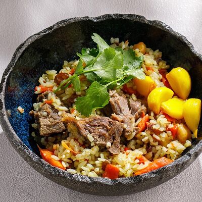 Ташкентский пловв Чайхана Пахвала по цене 720 ₽