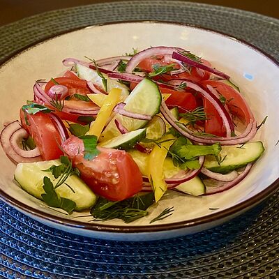 Салат Овощной классикв ИЗ ПОД НОЖАХаляль! по цене 350 ₽