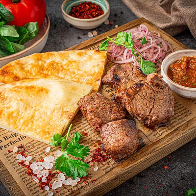 Шашлык из говяжьей вырезки в Поляна по цене 1300 ₽