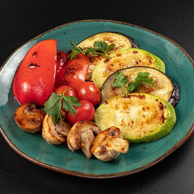 Овощи гриль в G bakery8 по цене 380 ₽