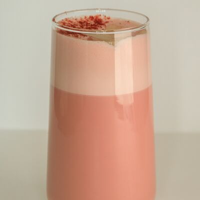 Латте вишневый торт в Coffee Pit по цене 340 ₽