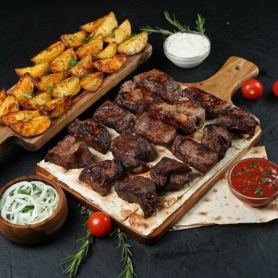 Комбо из мраморной говядины в Много Мяса по цене 3190 ₽