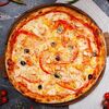 Пицца с королевскими креветками в La Pizza Bomba на дровах по цене 790